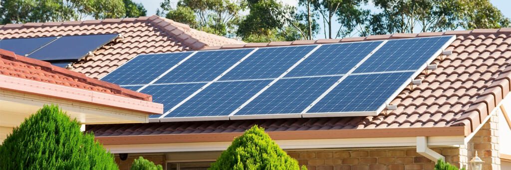 КАК УСТАНОВИТЬ СОЛНЕЧНЫЕ БАТАРЕИ В ЧАСТНОМ ДОМЕ?